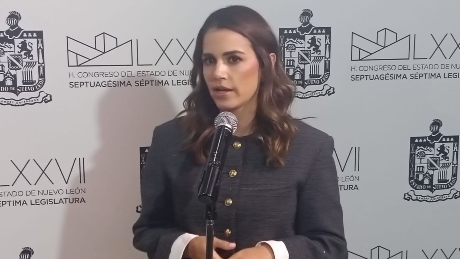 Lorena de la Garza pide diálogo en NL