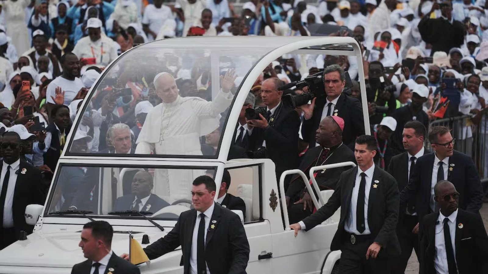 Papa León XIV pide paz permanente en Medio Oriente