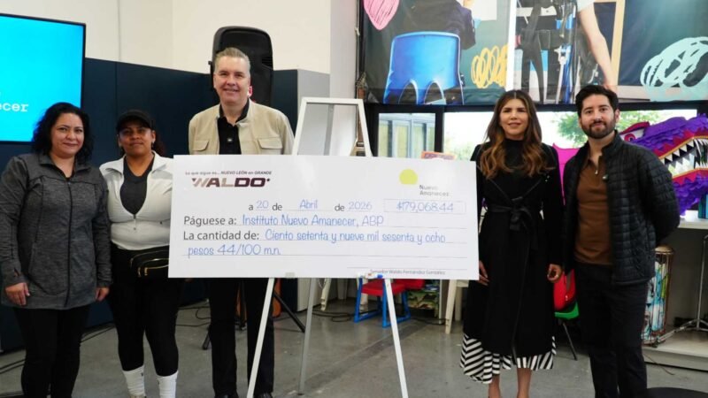 Dona Waldo 200 mil pesos a Instituto Nuevo Amanecer
