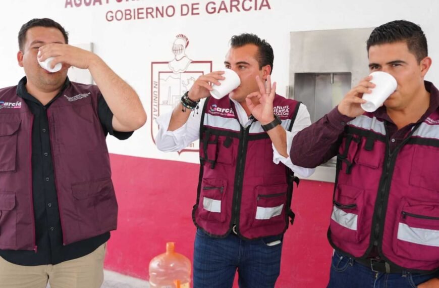 García instala tercer punto de agua purificada gratuita