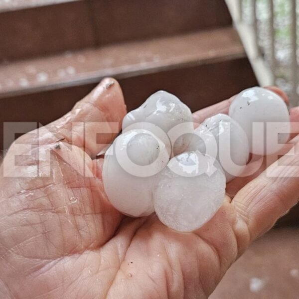 Sorprende granizada a Monterrey y zona metropolitana