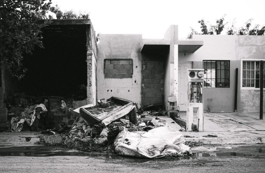 Falta de vivienda asequible obliga a sacrificar tiempo, dinero y calidad de vida en Nuevo León