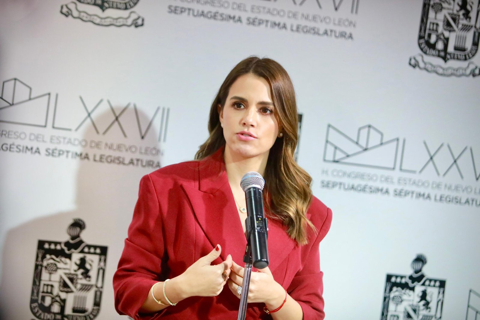 f5eb3404-b215-4267-a036-a5f23aa4f19b