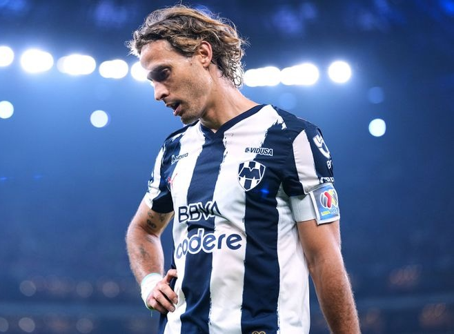 Sergio Canales vive un semestre gris con Rayados y su salida luce inminente