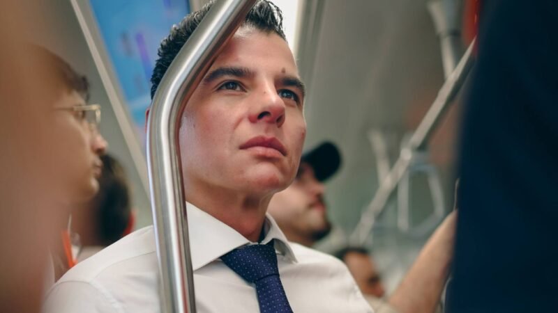 Nuevo León avanza en movilidad con expansión del Metro: Mike Flores