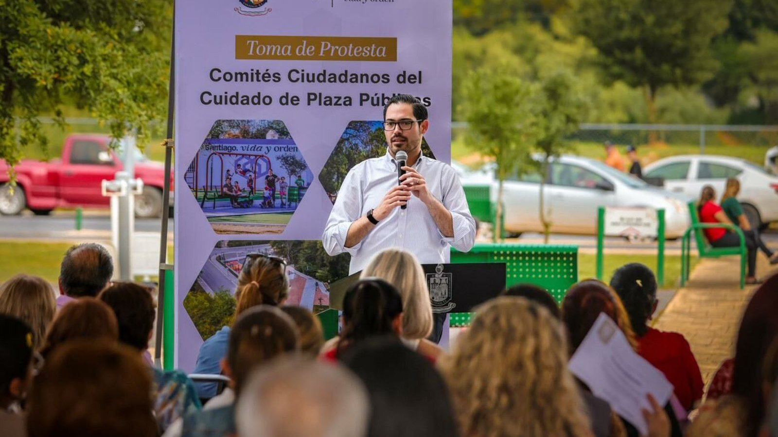 Santiago crea comités para cuidar plazas públicas
