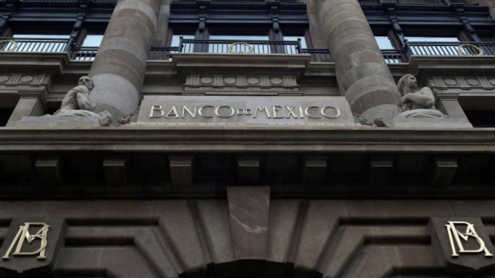 Banxico recorta previsión de crecimiento para México