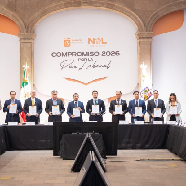 Firma Nuevo León Compromiso por la Paz Laboral