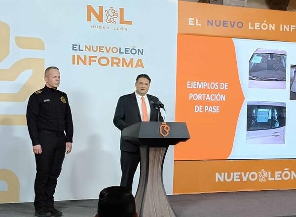 Anuncia Nuevo León Pase Turístico para autos foráneos