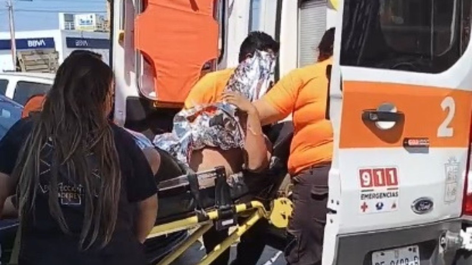 Trabajador sufre descarga de 13 mil voltios en cervecería de Cadereyta