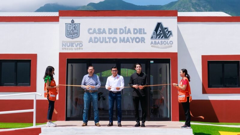 Félix Arratia inaugura obras sociales en Abasolo y El Carmen