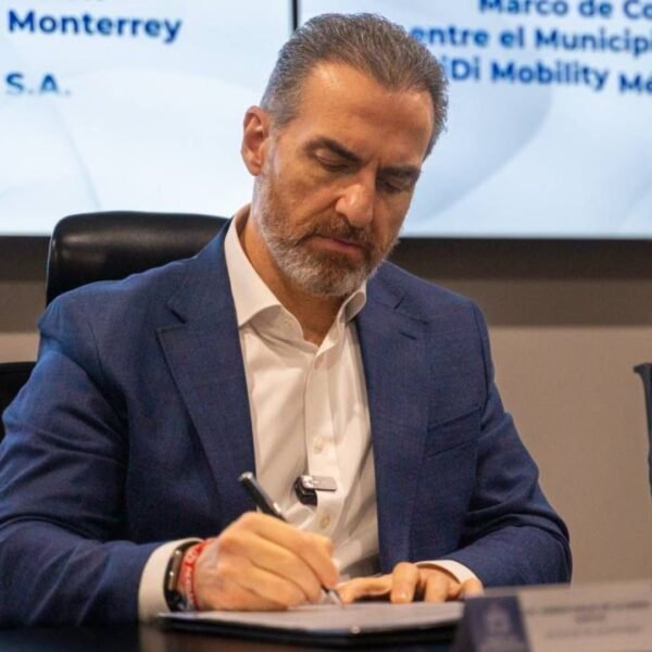 Monterrey y DiDi firman acuerdo de seguridad y movilidad rumbo al Mundial 2026
