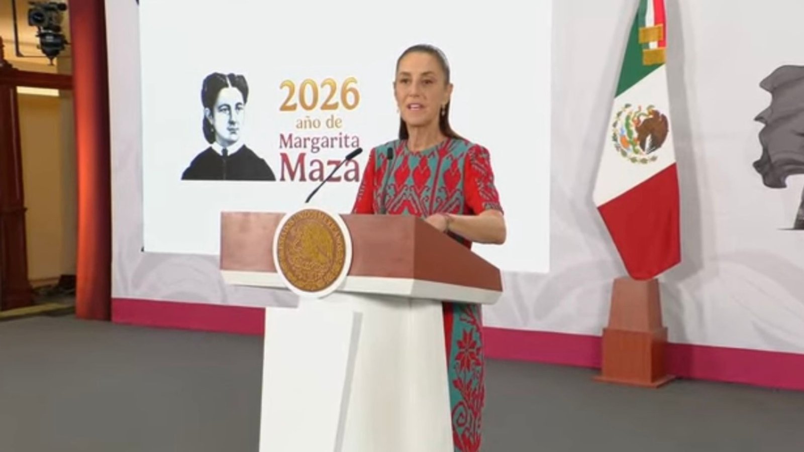 Sheinbaum entrega viviendas y anuncia apoyo a deudores