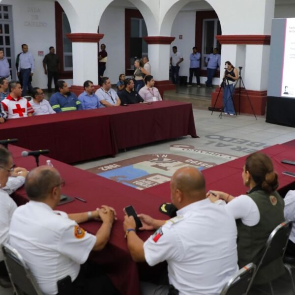 Escobedo se declara listo ante temporada de ciclones