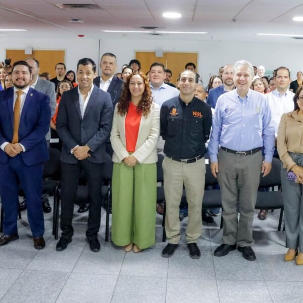 Nuevo León impulsa ahorro de agua en oficinas públicas