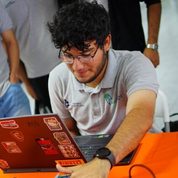 Más de 200 jóvenes participan en encuentro rumbo al Mundial