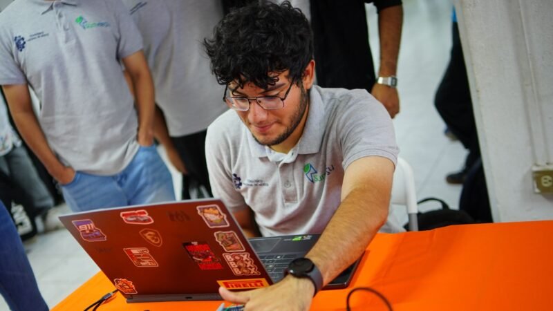 Más de 200 jóvenes participan en encuentro rumbo al Mundial