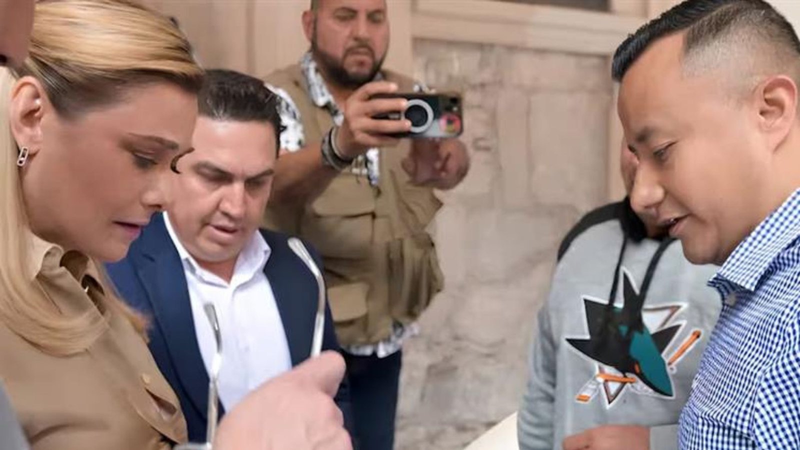 Acusan persecución política contra gobernadora