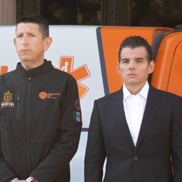 Reconoce “Mike” capacitación de Protección Civil en NL