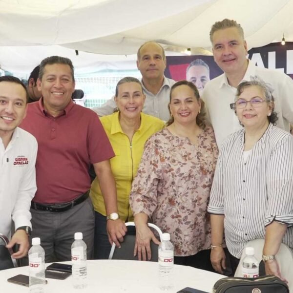 Reconoce Waldo Fernández a madres de Nuevo León