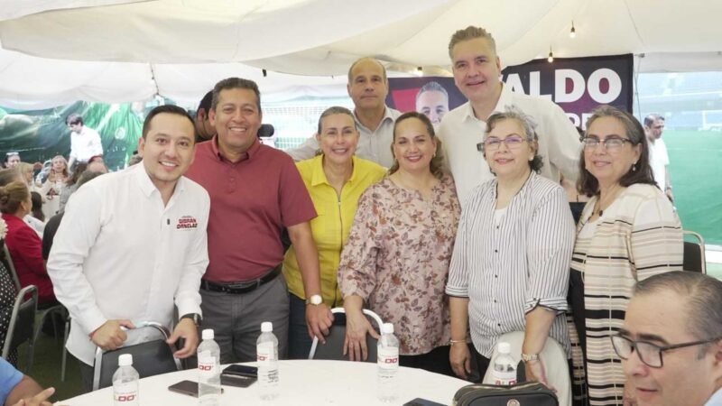 Reconoce Waldo Fernández a madres de Nuevo León