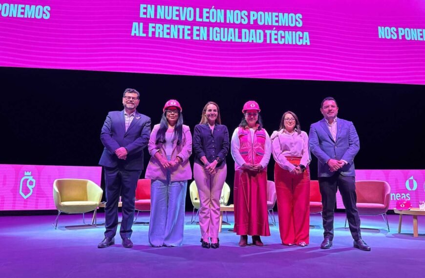 Suma Agua y drenaje 640 mujeres en programa hídrico nacional
