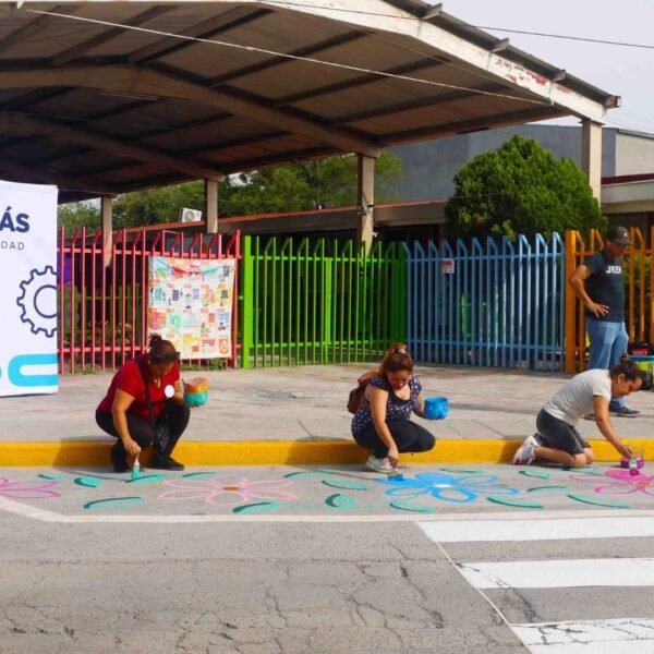 Impulsa San Nicolás cruces seguros en escuelas