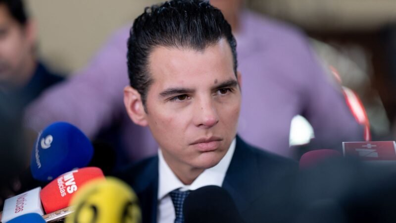 Miguel Flores acusa a Morena de mentir