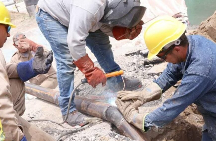 Agua y Drenaje avanza en renovación de tuberías