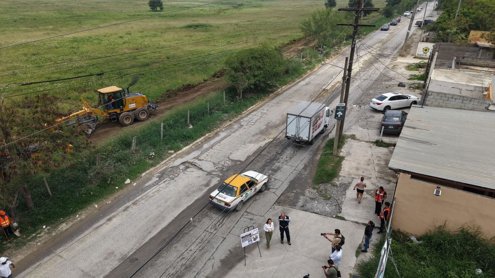 Arranca Mónica Oyervides rehabilitación de avenida en Juárez