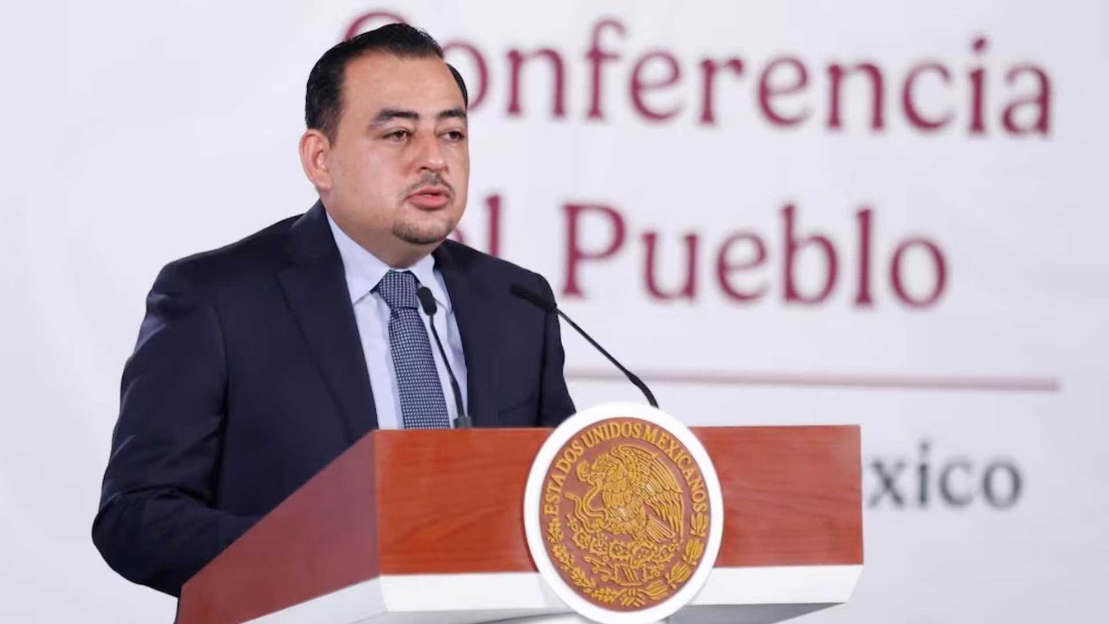 Prevé Gobierno federal cerrar 2026 con 22 millones de estudiantes becados