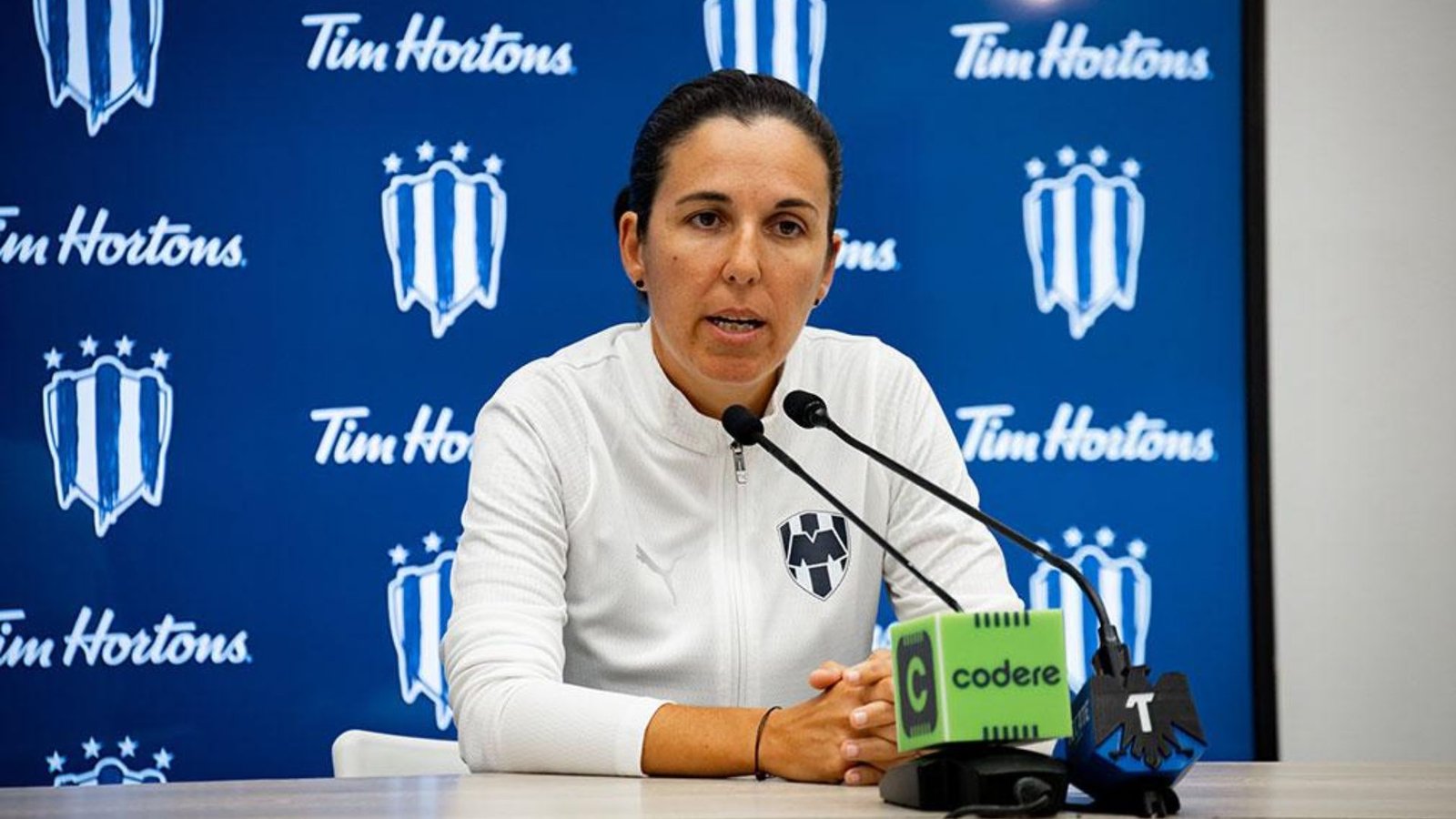 DT de Rayadas invita a la afición al BBVA tras eliminación de Rayados