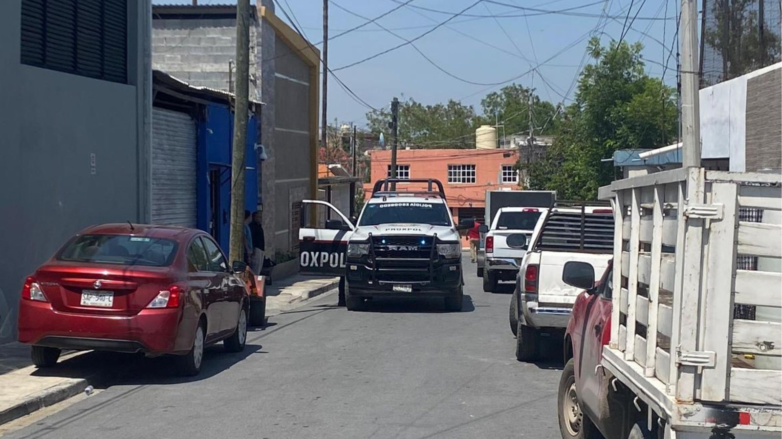 Entra a casa de General retirado y balean a asaltante en Escobedo