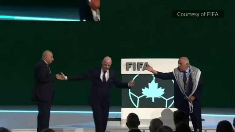 ¡Momento incómodo en la FIFA! Palestina rechaza dar la mano a Israel ante Gianni Infantino