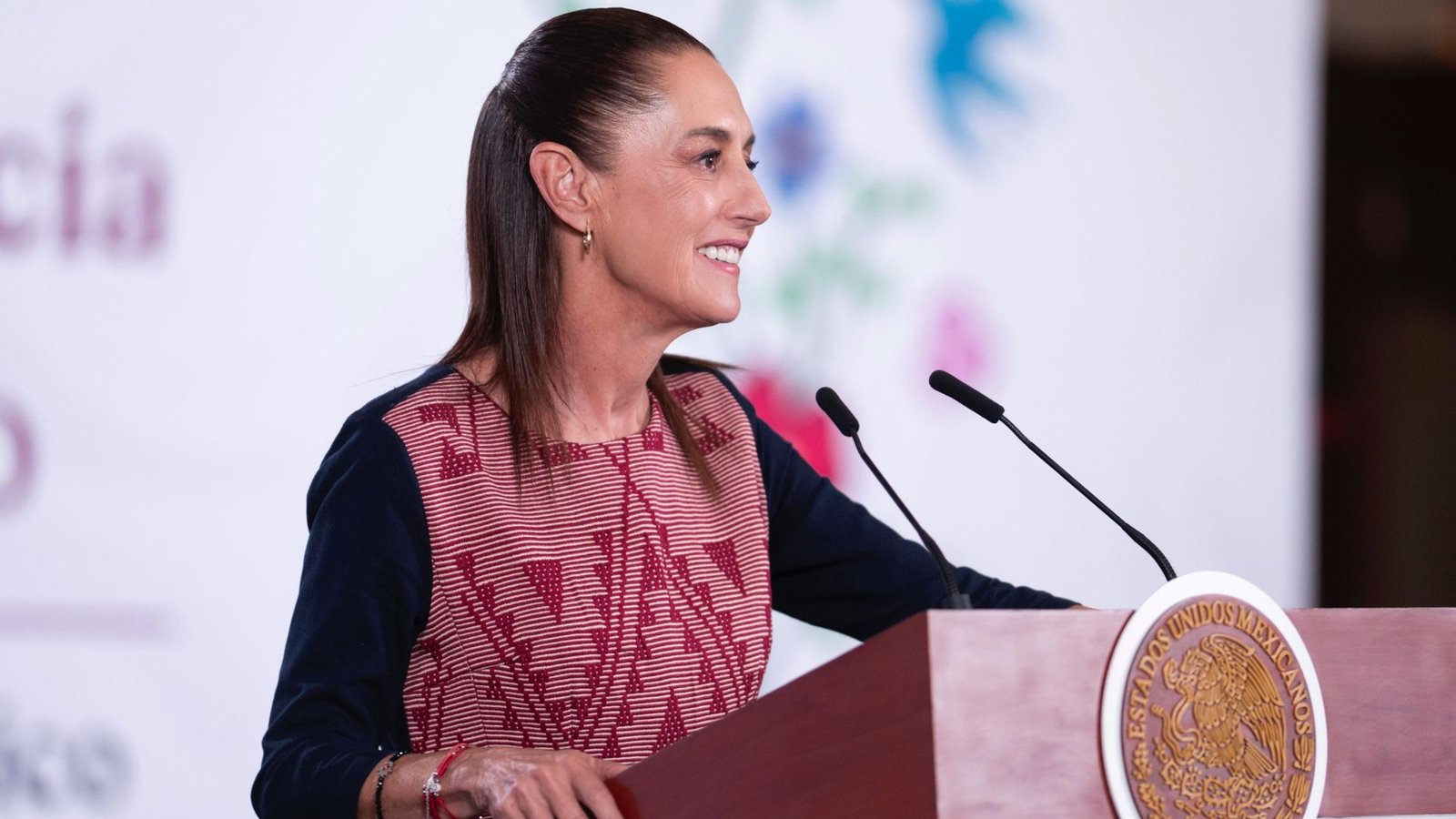 Presenta Sheinbaum programa “Cátedras de la diáspora mexicana”