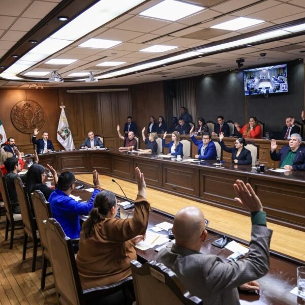 Aprueba Cabildo de Monterrey nombramientos en Contraloría e Instituto de las Mujeres Regias