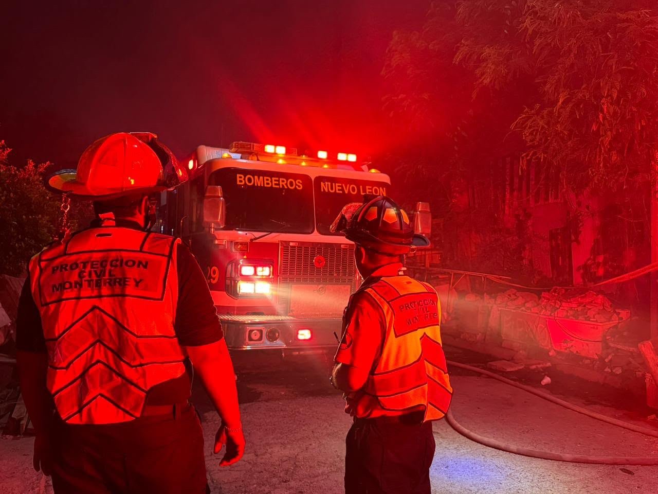 Se incendia tejaban en Monterrey