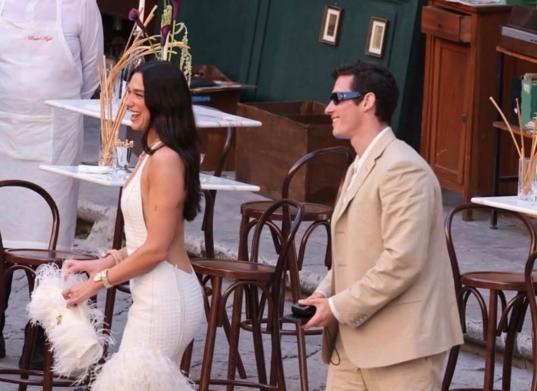 Celebran Dua Lipa y Callum Turner lujosa boda Sicilia