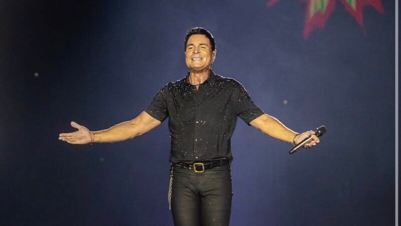 Vive Fan Fest Monterrey noche romántica con Chayanne