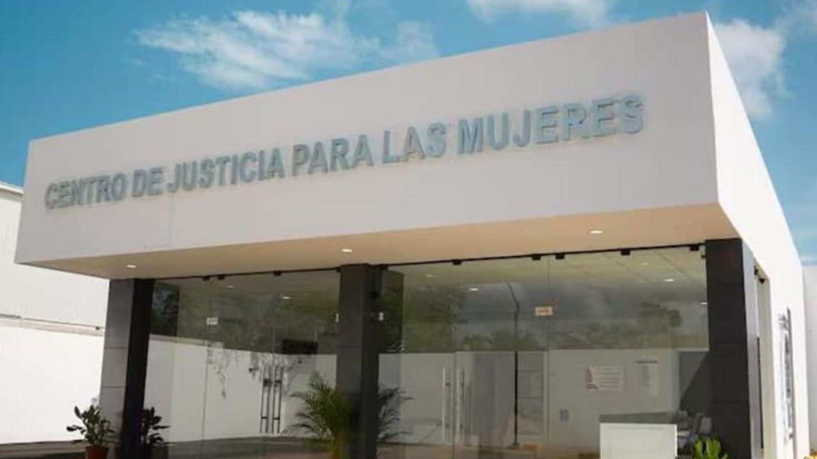 Amplían red nacional de apoyo a mujeres