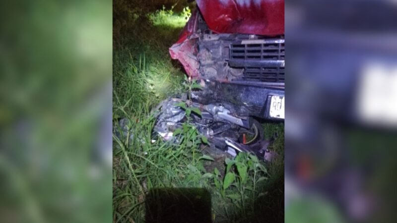 Muere menor en choque de motocicleta en Linares