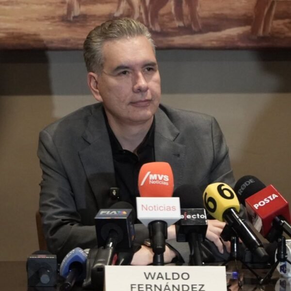 Proponen impedir que gobernadores dejen el cargo para buscar la Presidencia