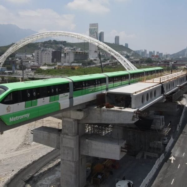 Supervisa Samuel última fase del Puente Nuevo