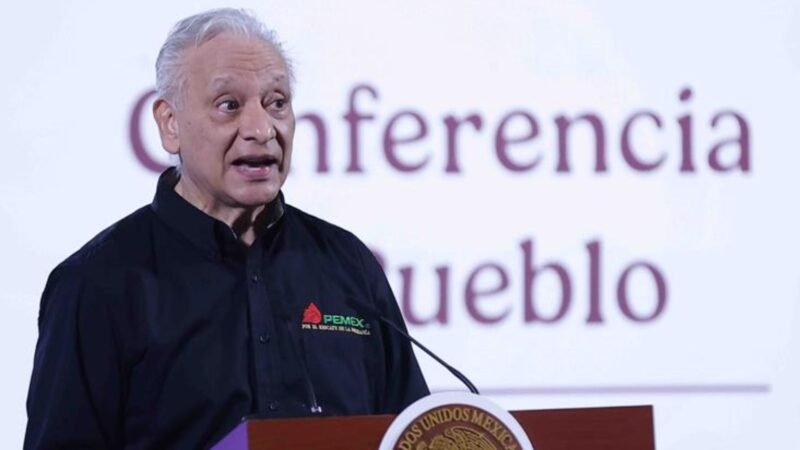 Exdirector de Pemex reporta ingresos mayores que Sheinbaum