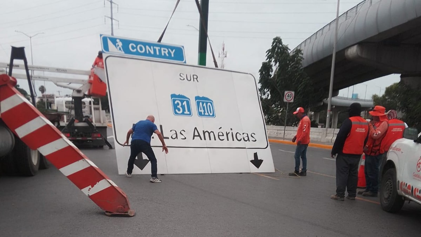 Refuerza Guadalupe señalética vial y semaforización