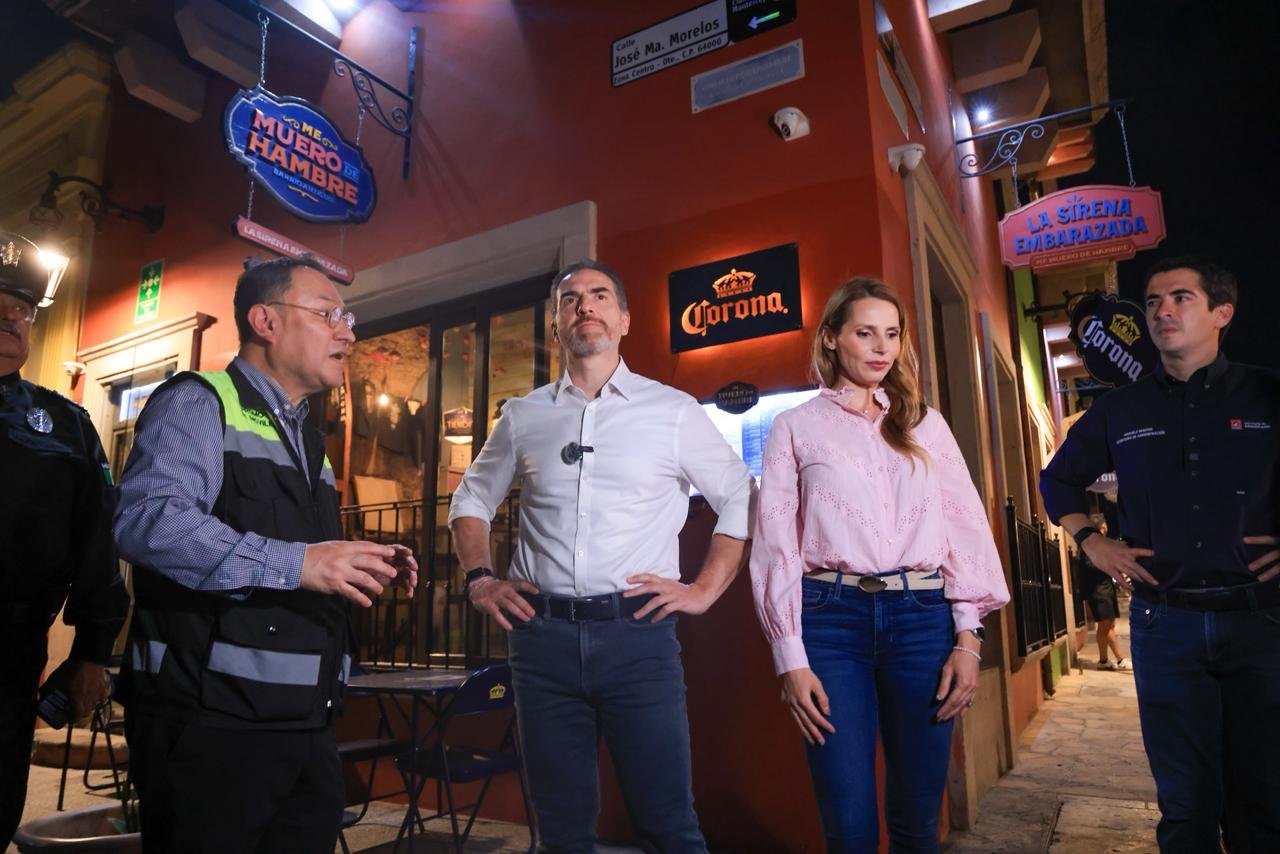 Monterrey entrega renovado Barrio Antiguo