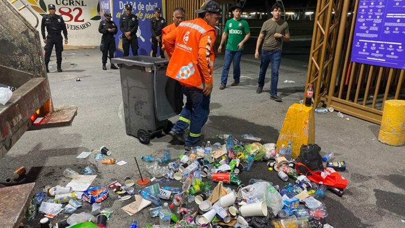 Retiran más de 35 toneladas de basura tras partido mundialista en Guadalupe