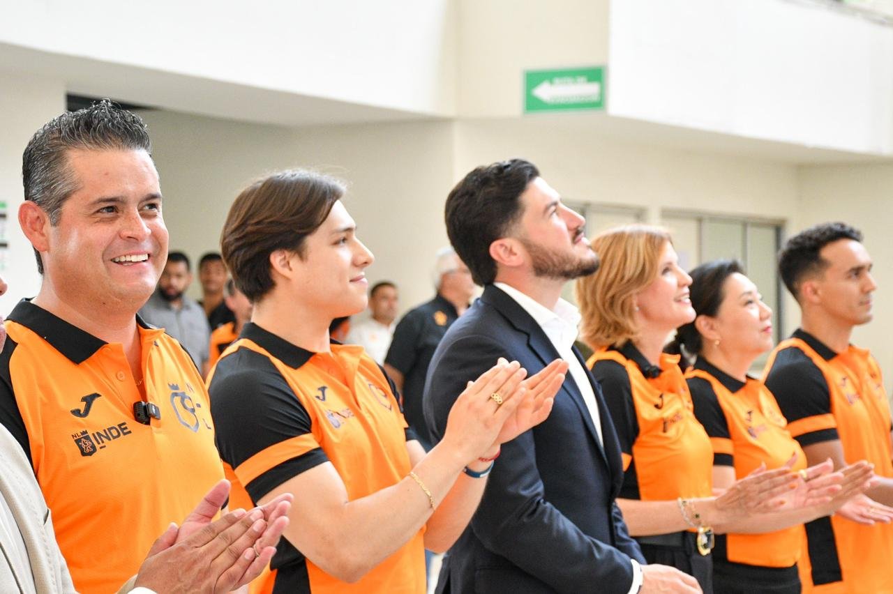 Inaugura Samuel García Centro Acuático Osmar Olvera