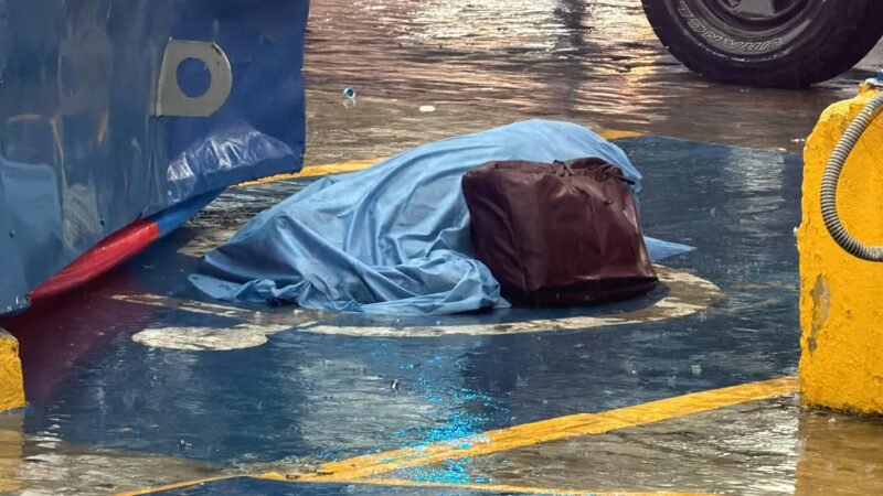 Muere joven tras caerle anuncio panorámico en San Nicolás