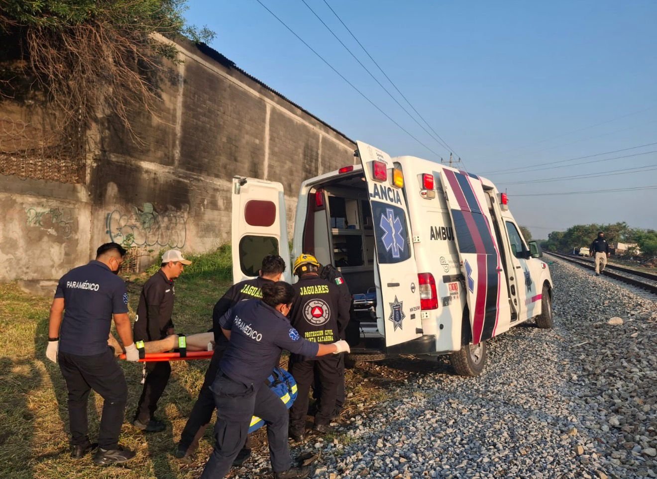 Cae Hombre de tren y sufre semi amputación en Santa Catarina
